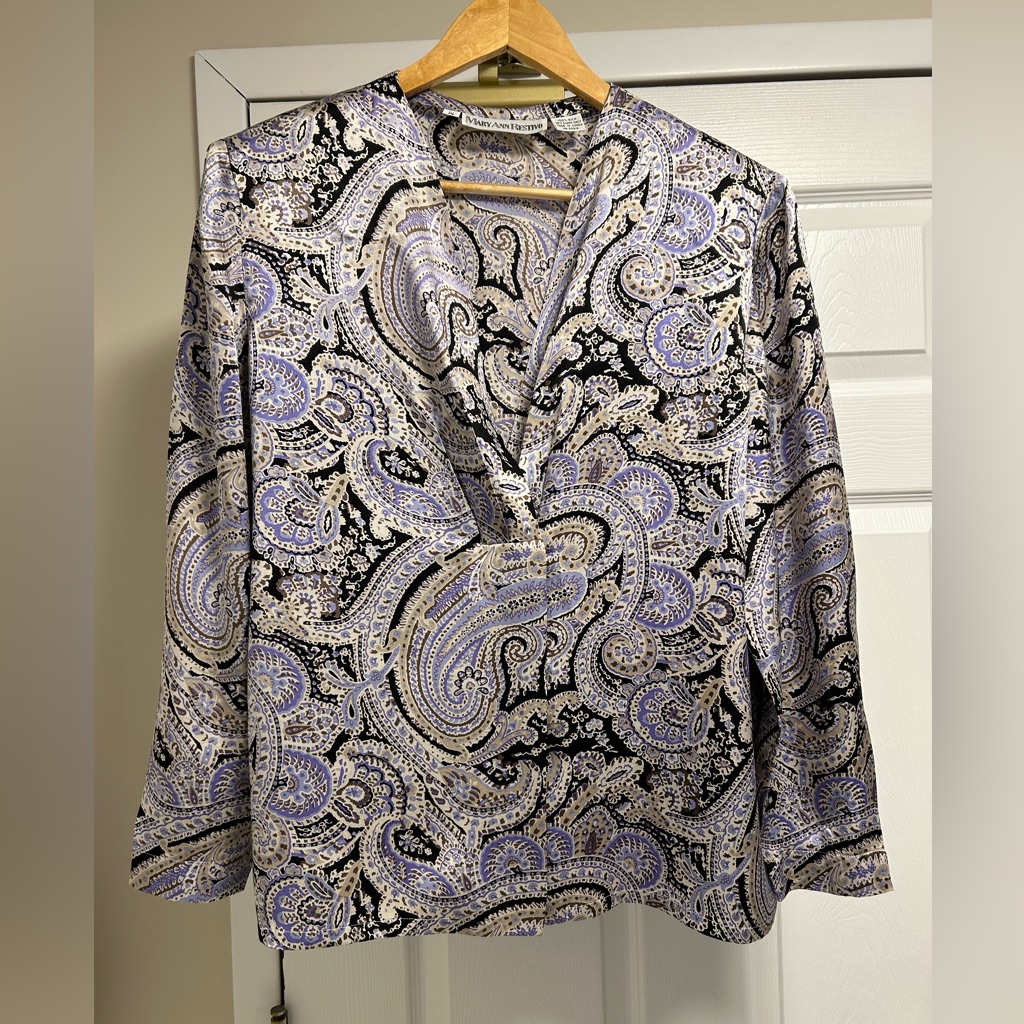Mary Ann Restivo Silk Top Vintage Paisley Print Women's Top